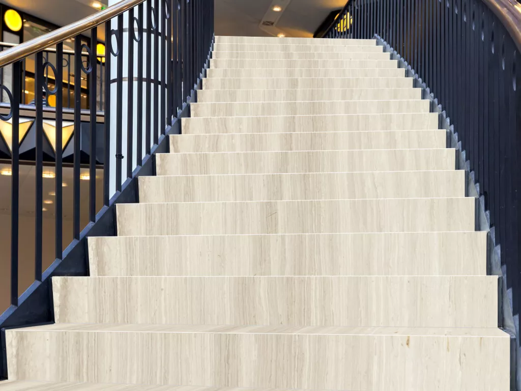 Serpeggiante White Wood